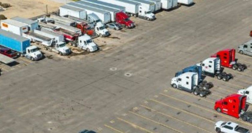 Secure truck and trailer parking in Washington with 24/7 access. Secure parking along I‑5, I‑90, and port‑drayage routes. Serving Seattle, Tacoma, and Spokane. truckparkingsource.com