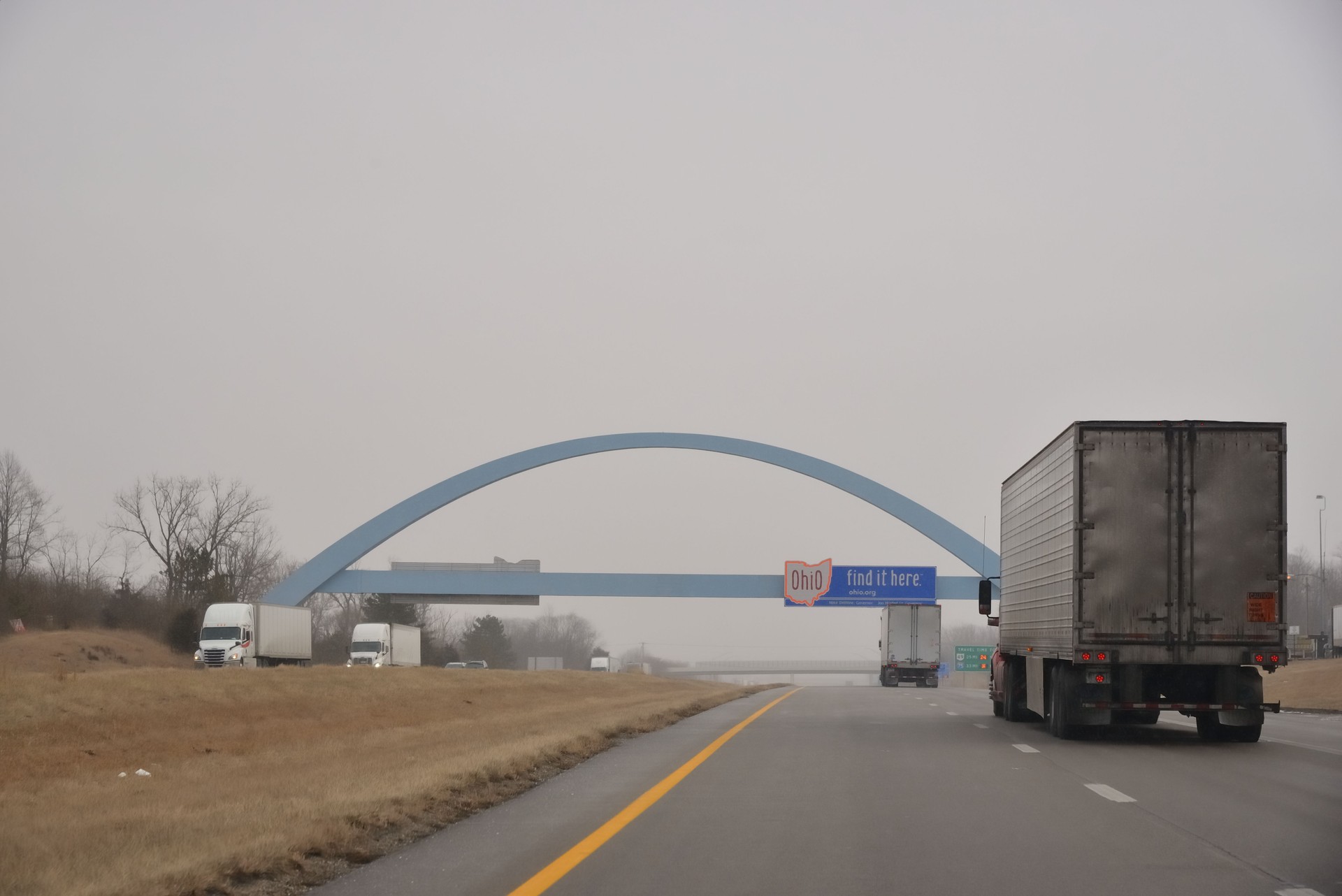 Secure truck and trailer parking in Ohio with 24/7 accessAkron, Beavercreek, Belle Center, Beloit, Brook Park, Brooklyn, Brunswick, Chattanooga, Cincinnati, Cleveland, Columbus, Dayton, Hillard,Hebron, Huber Heights, Findlay, Lima, Grove City, Mentor,  Millbury, Middleton,  Monroe, Niles,  Obetz, Sharonville, Sidney, Toledo, Wadesworth, Youngstown, Zanesville .