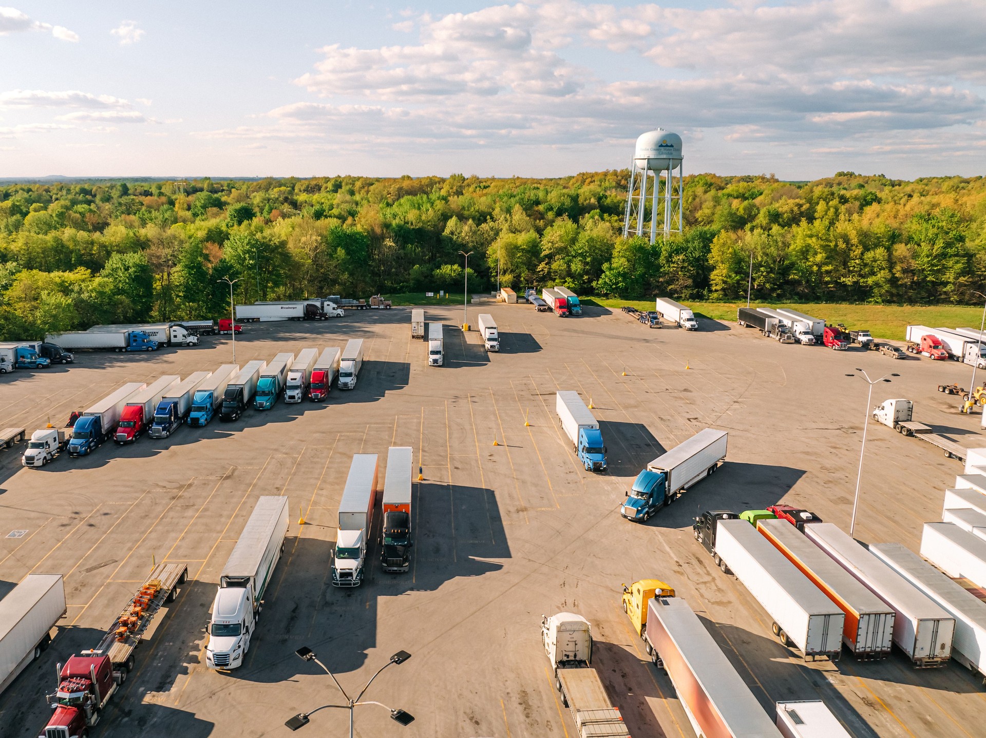 Find Parking Across Kentucky Reserve your space. Keep your fleet moving with Truckparkingsource.com