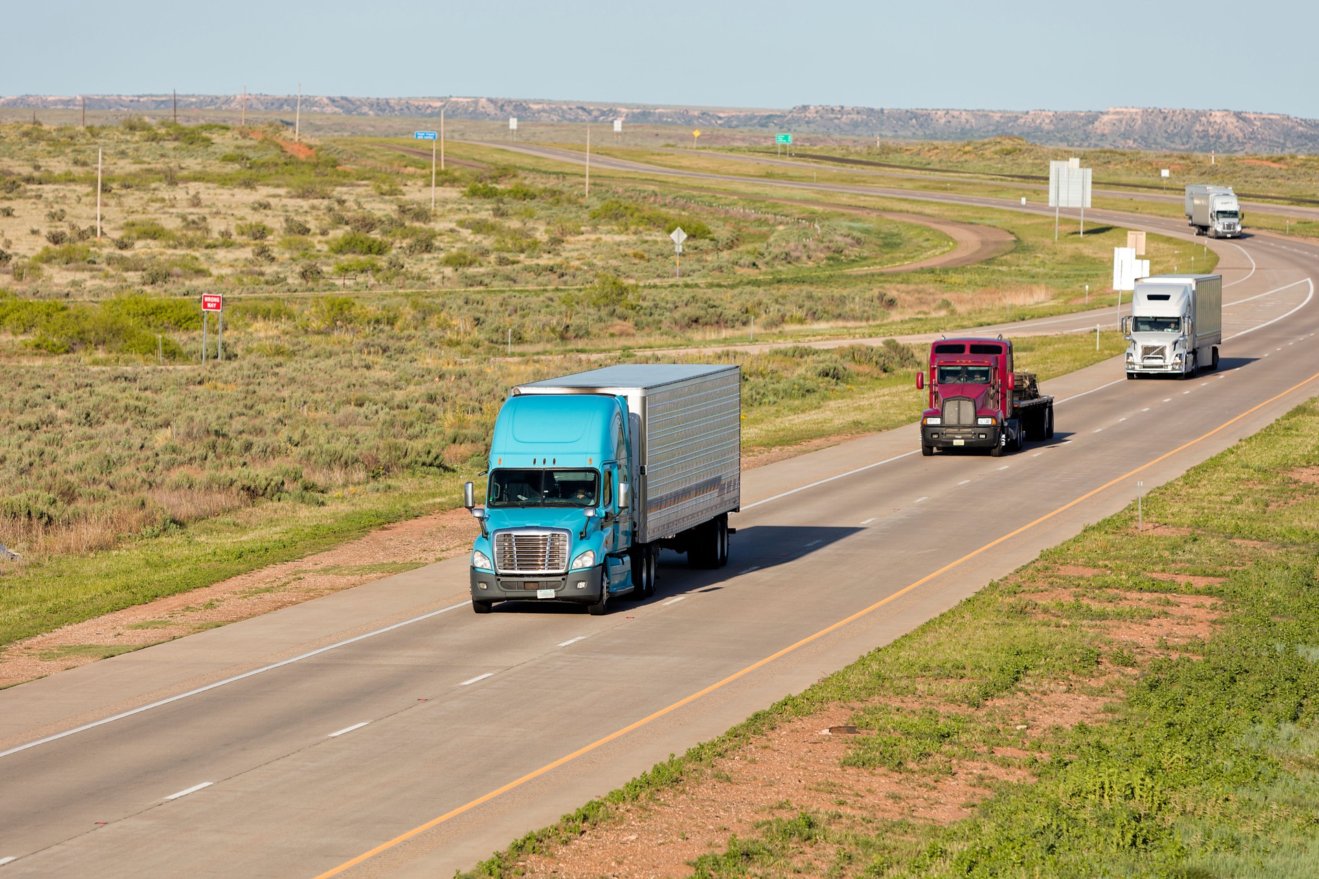 Find Truck Parking Across Texas, Truckparkingsource.com provides reliable commercial vehicle parking for tractors, trailers, box trucks, and containers.